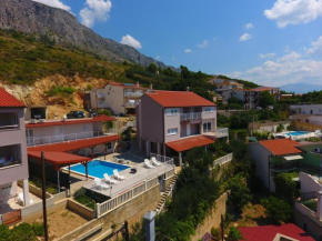 Apartments and rooms with a swimming pool Lokva Rogoznica, Omis - 18328